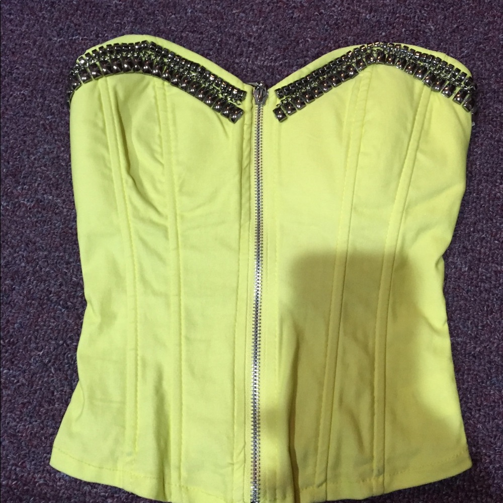 Yellow top